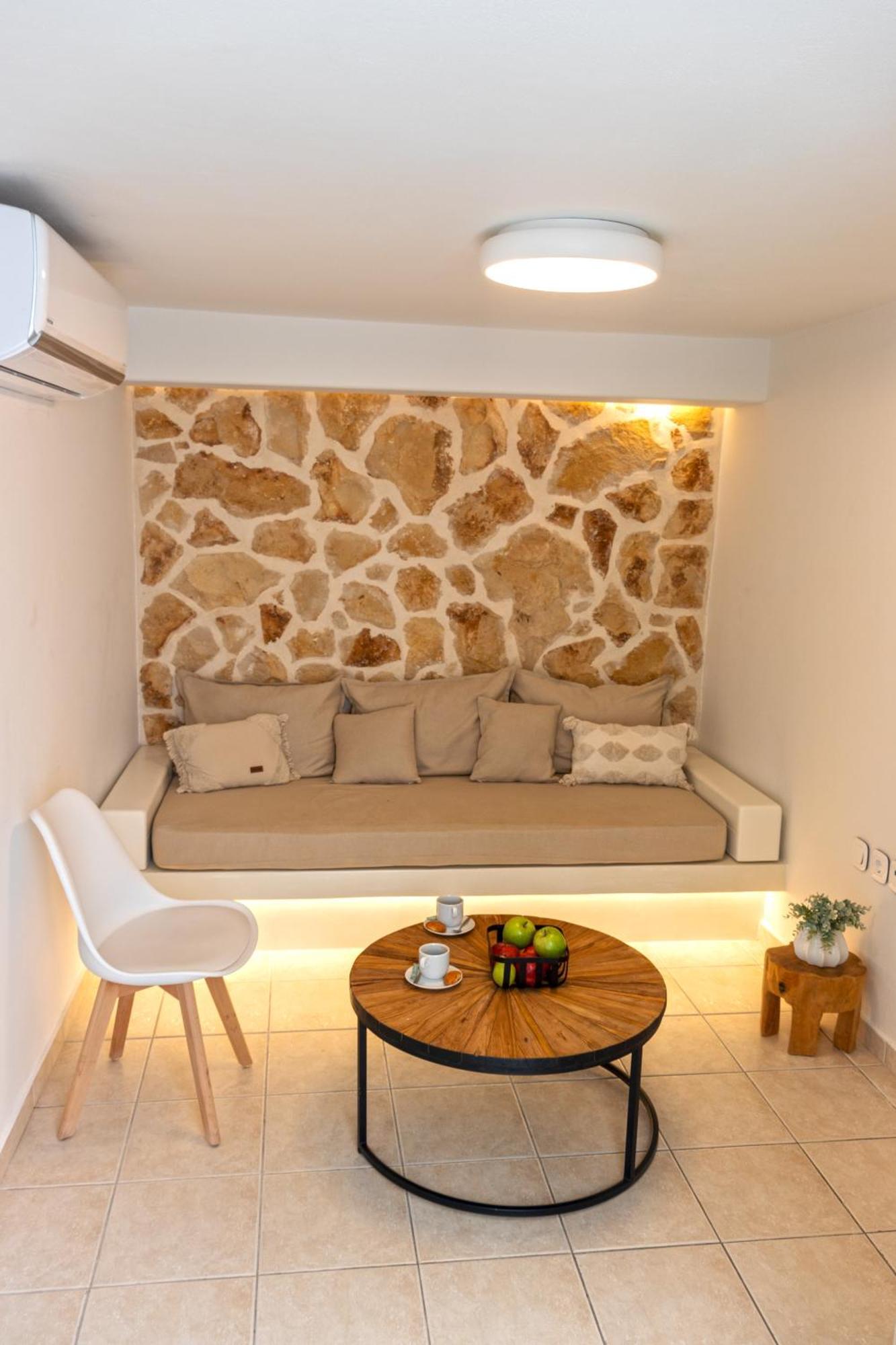 Aotes Apartment Naxos City Екстериор снимка